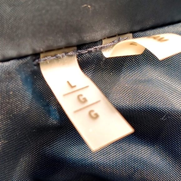 T Tahari nylon jacket windbreaker zip front with hood size L - Picture 8 of 10